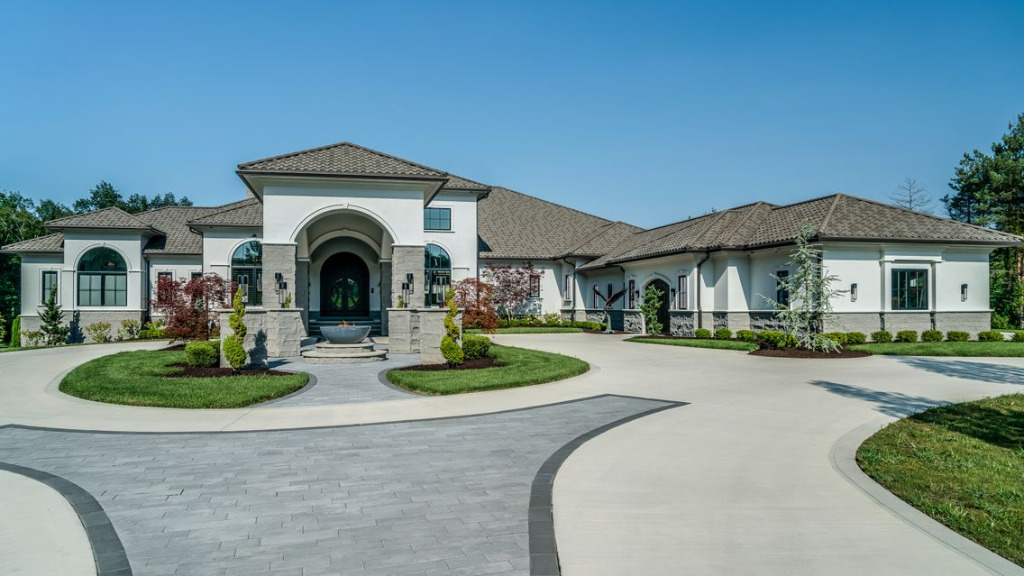 A Custom Designed Home by Otero Signature Homes