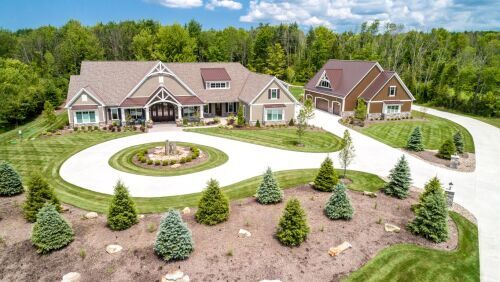 Transitional Craftsman in South Russell by Otero Homes